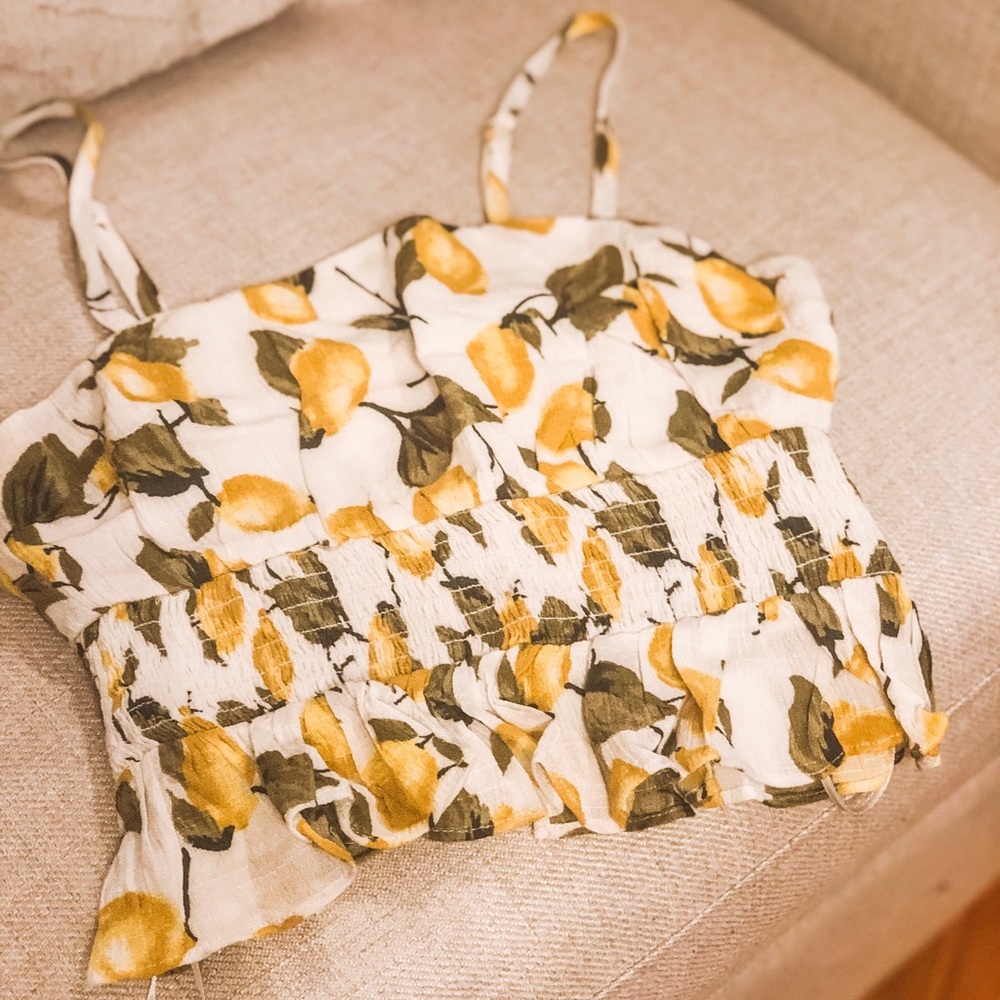 Lemon tank cropped top 🍋